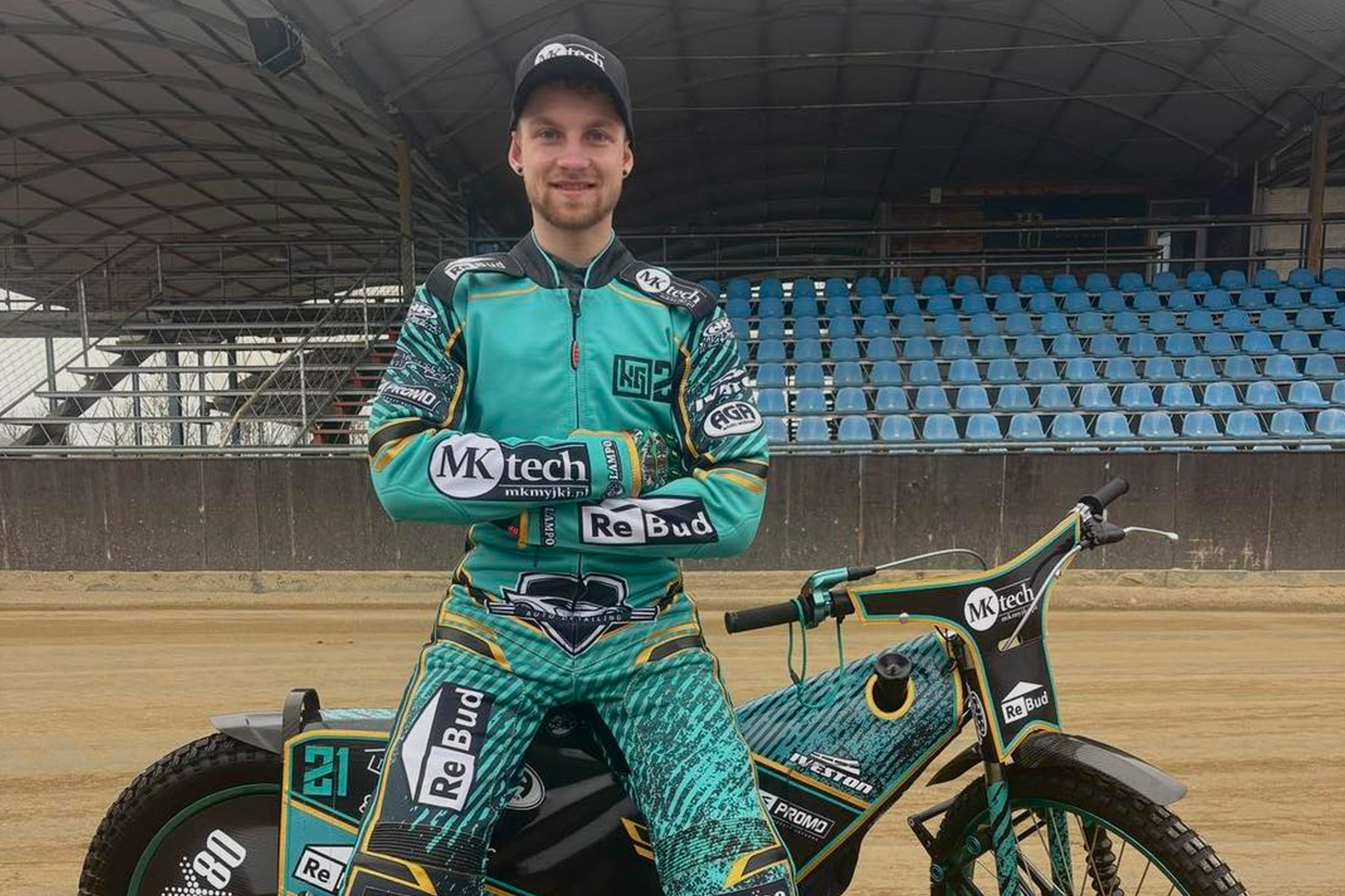 3 Questions To… Kacper Grzelak